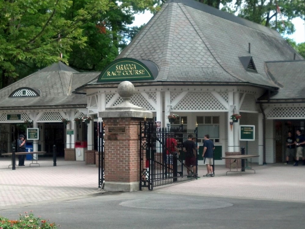 Union springs slots