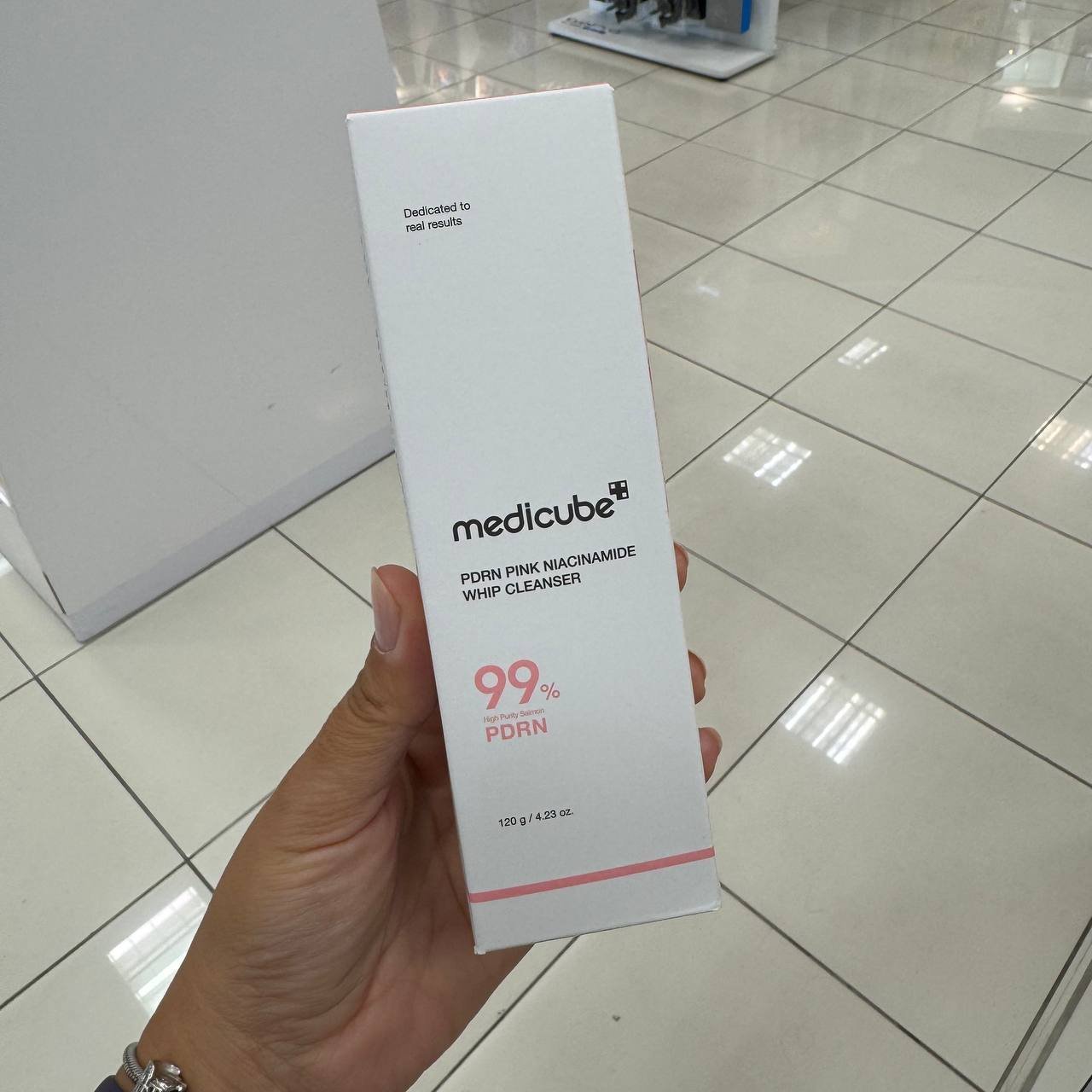 MEDICUBE