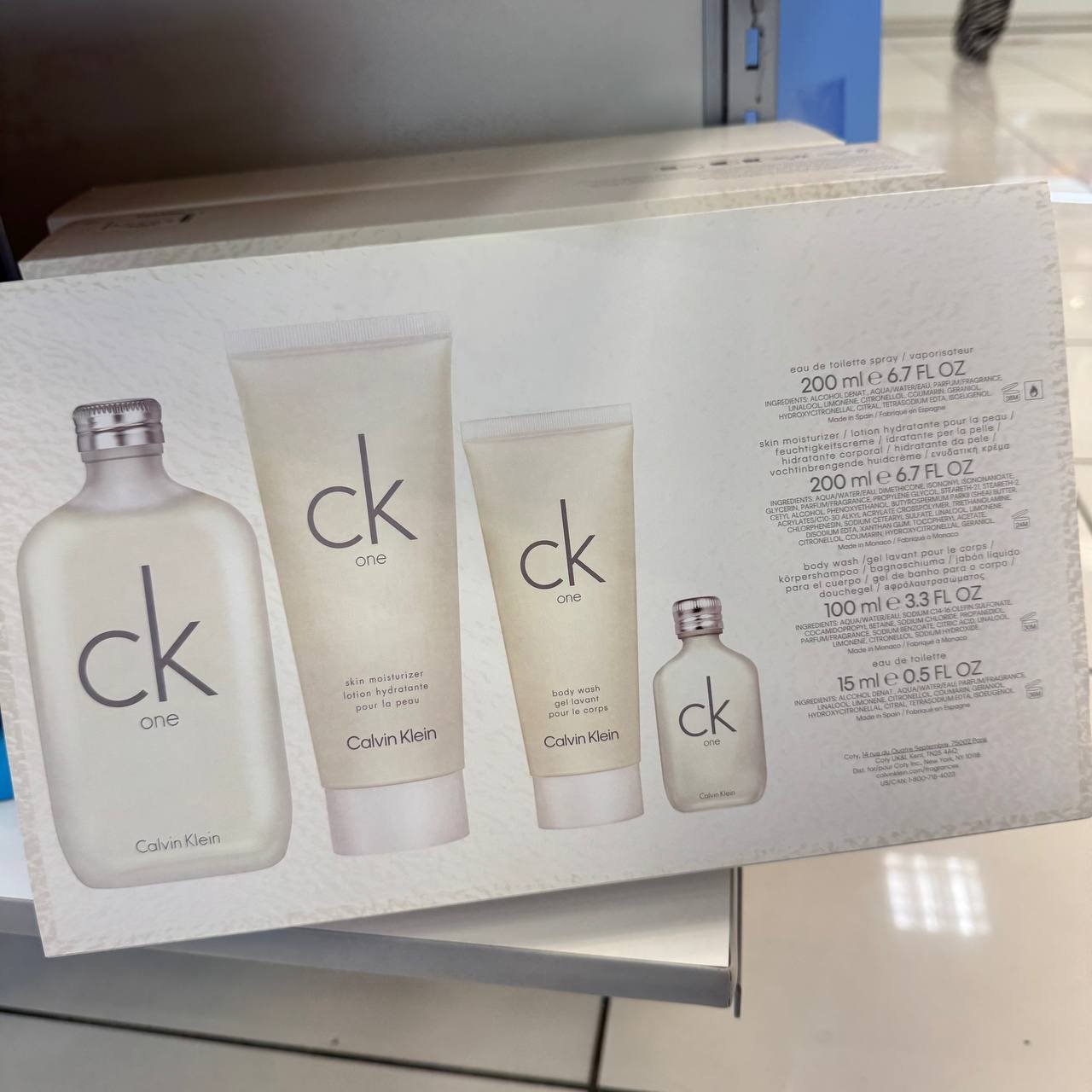 CLAVIN KLEIN ONE  EDT 200ml 549786