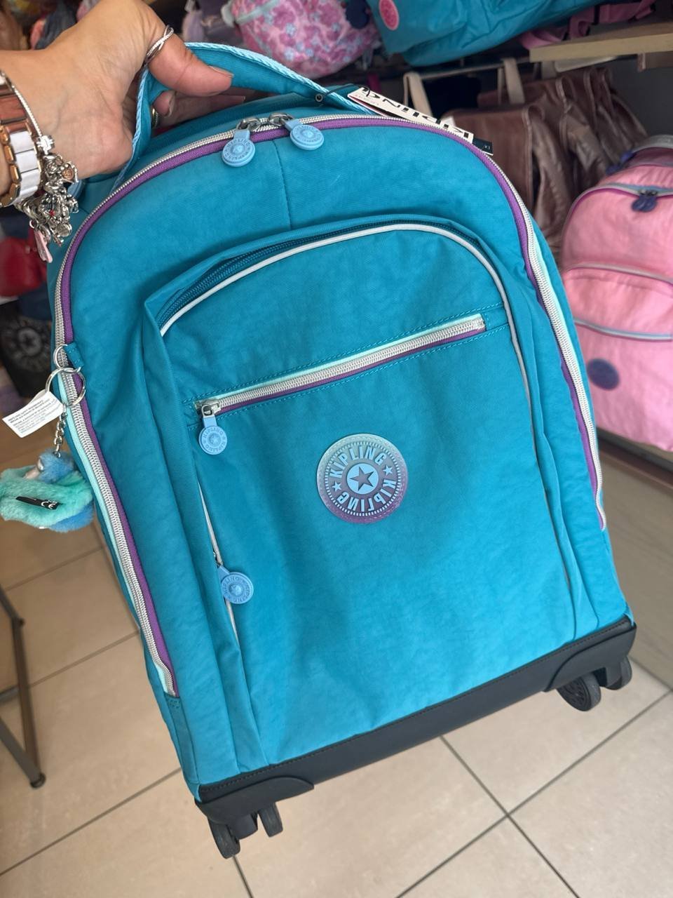 New Zea  metálico