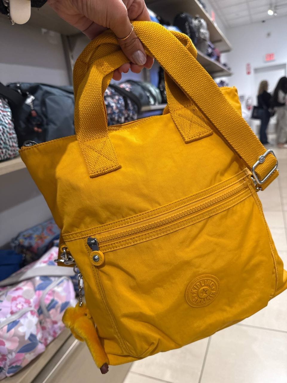 ELEVA BOLSAS