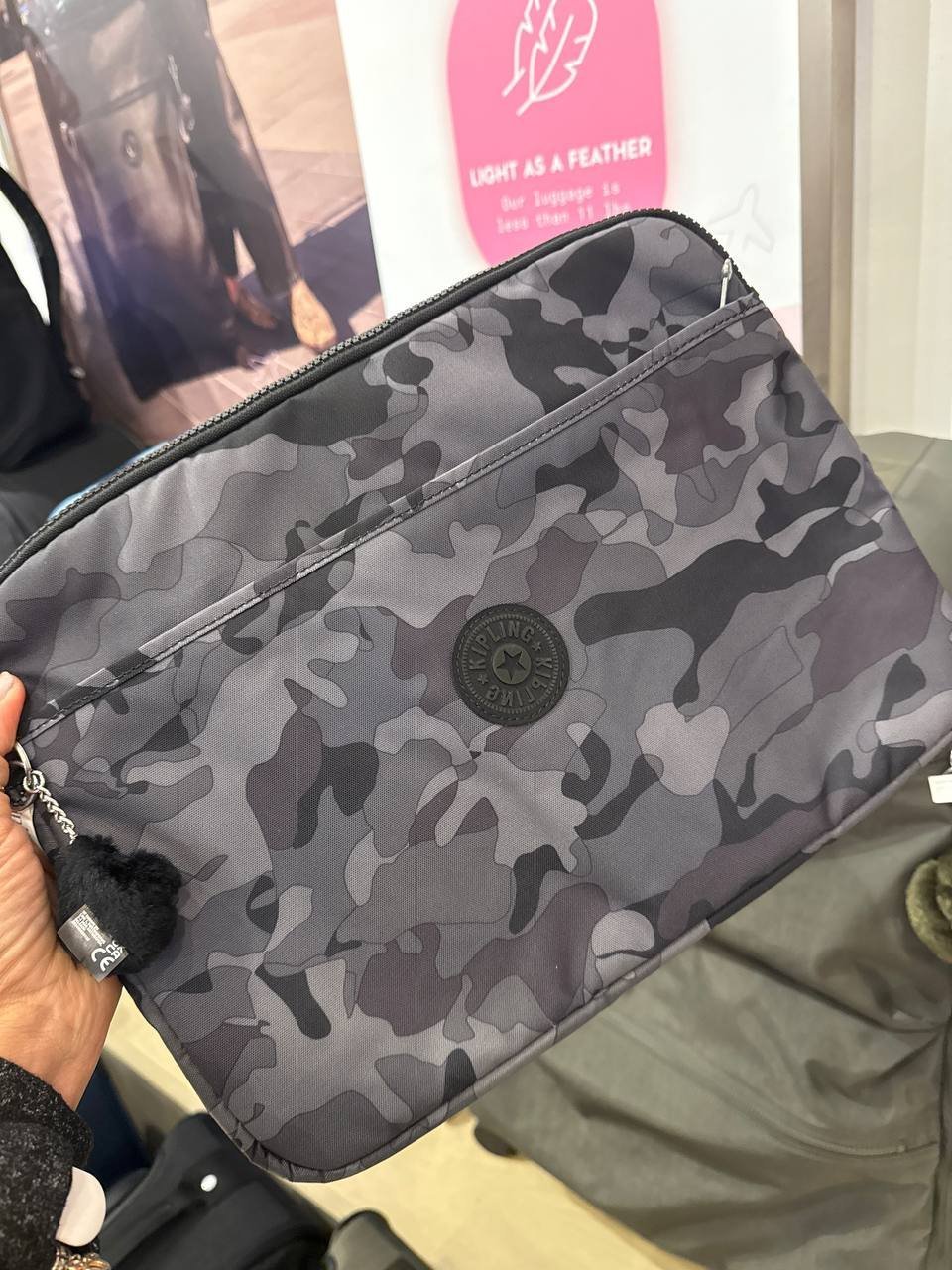 LAPTOP CASE