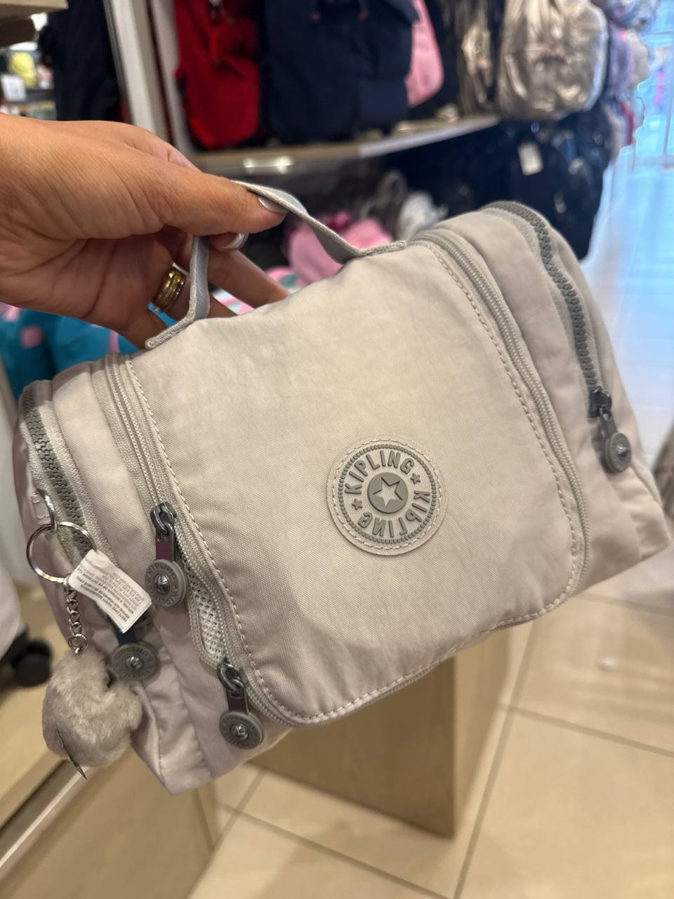 CHRISTA Necessarie Travel