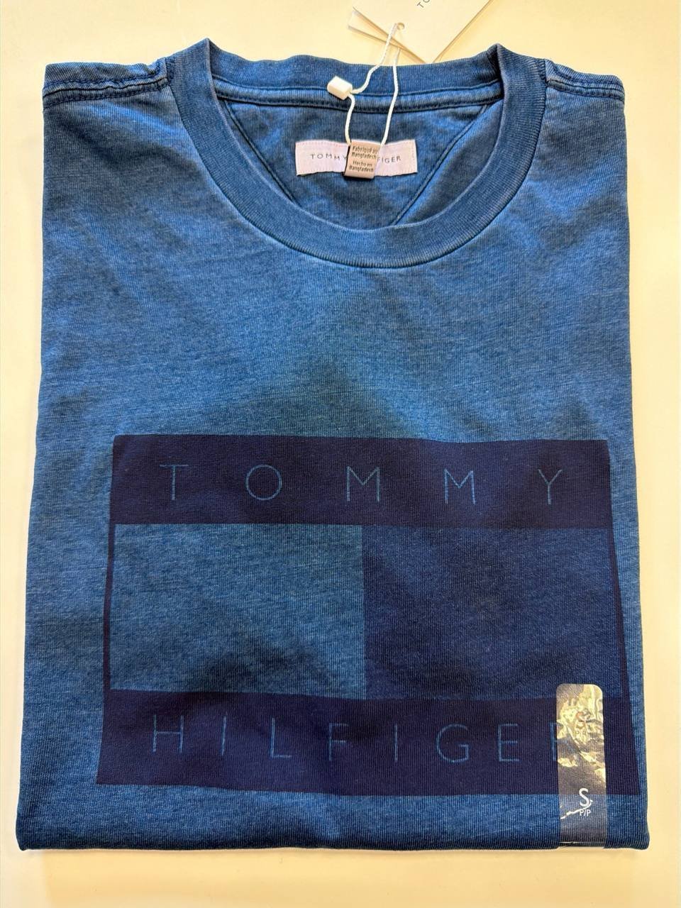 Camiseta Regular Fit tingida com índigo
