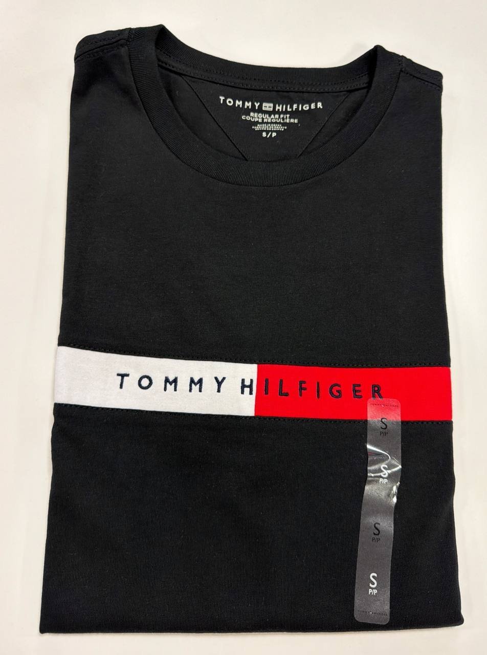 Camiseta Regular Fit Gola U