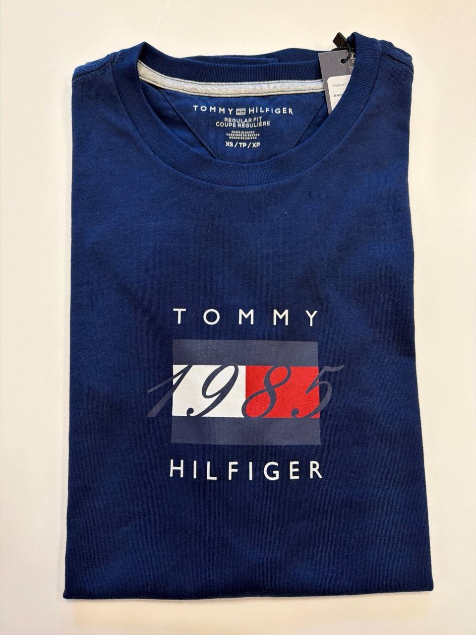 Camiseta Regular Fit Gola U