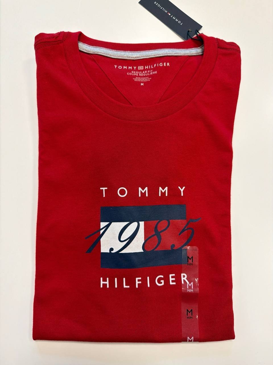 Camiseta Regular Fit Gola U