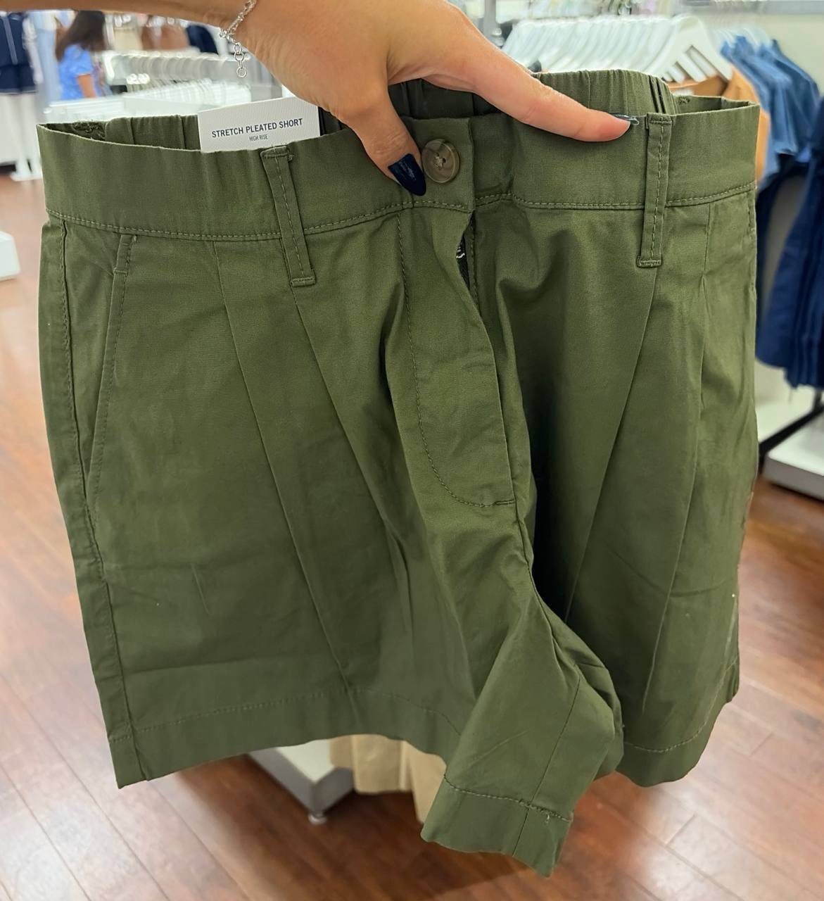 stretch pleated short