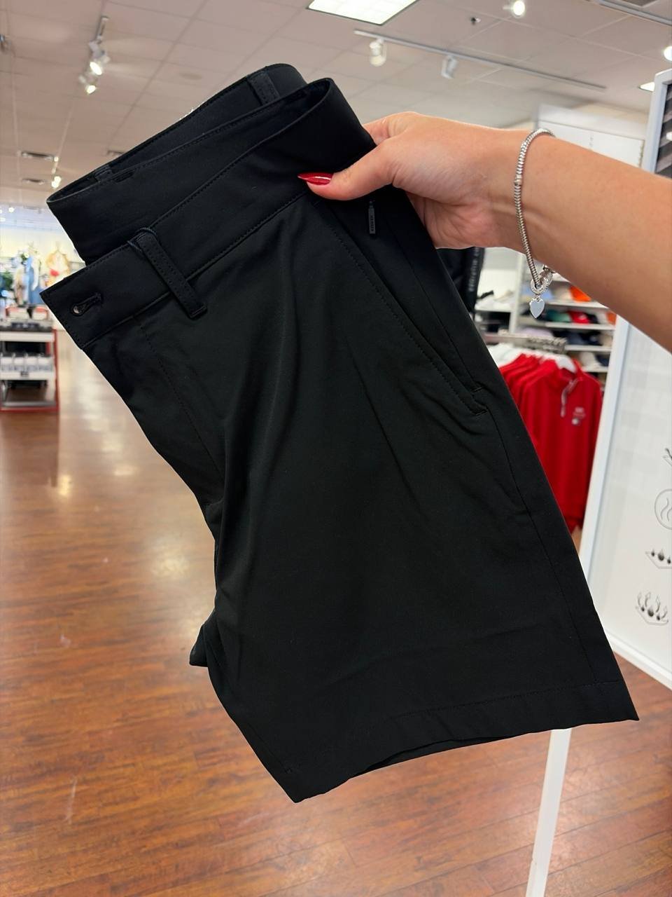 Bermuda Regular Fit Stretch com Zíper Invisível