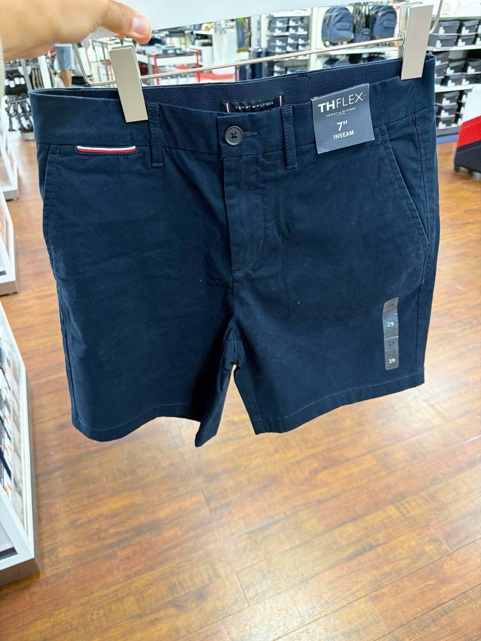 Bermuda Chino com elastano e elástico na cintura 7 polegadas