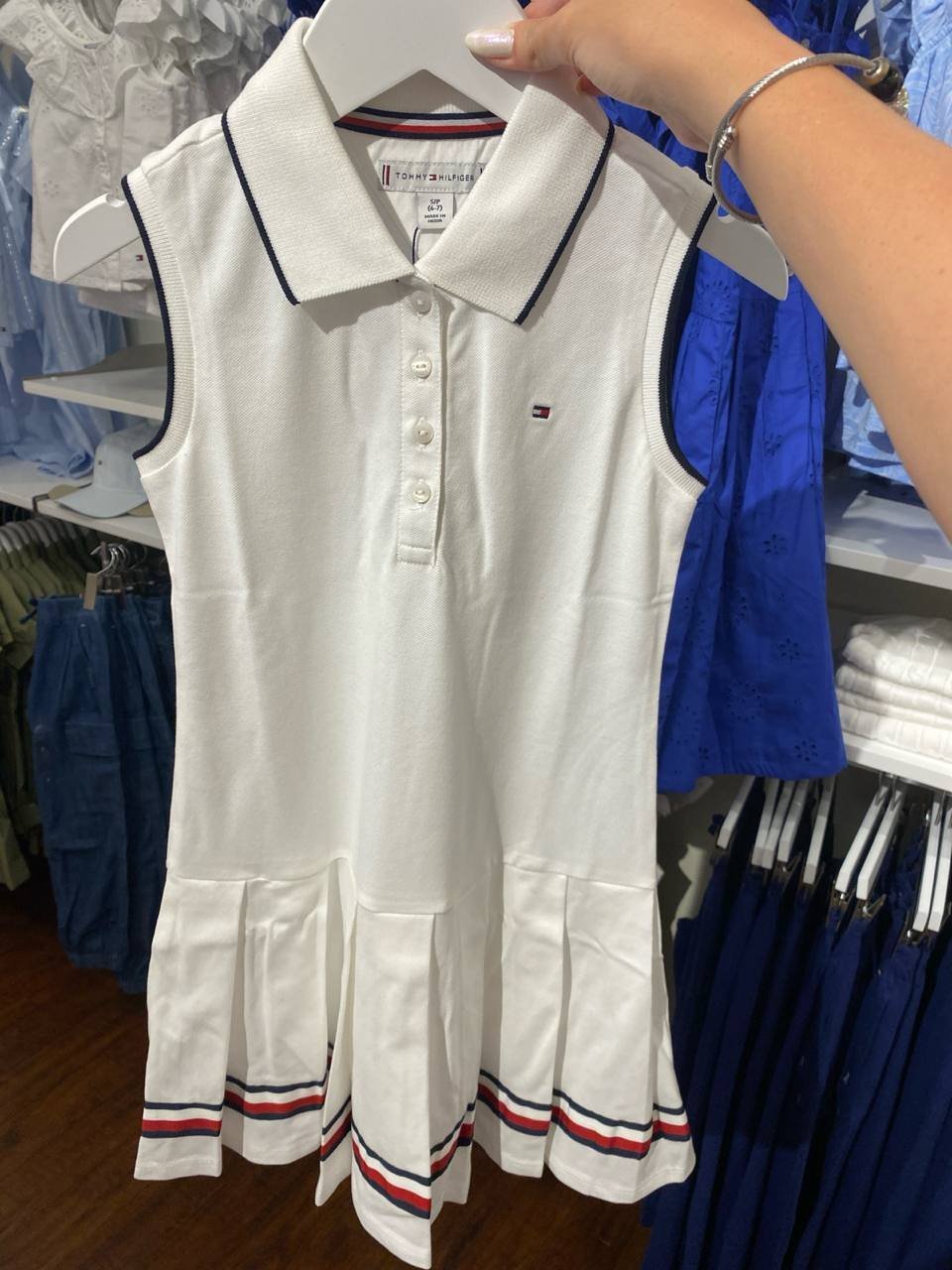 vestido polo sem manga
