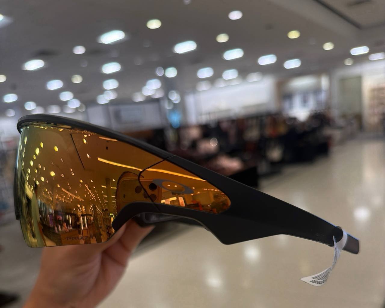 Oakley Wearable Dumm