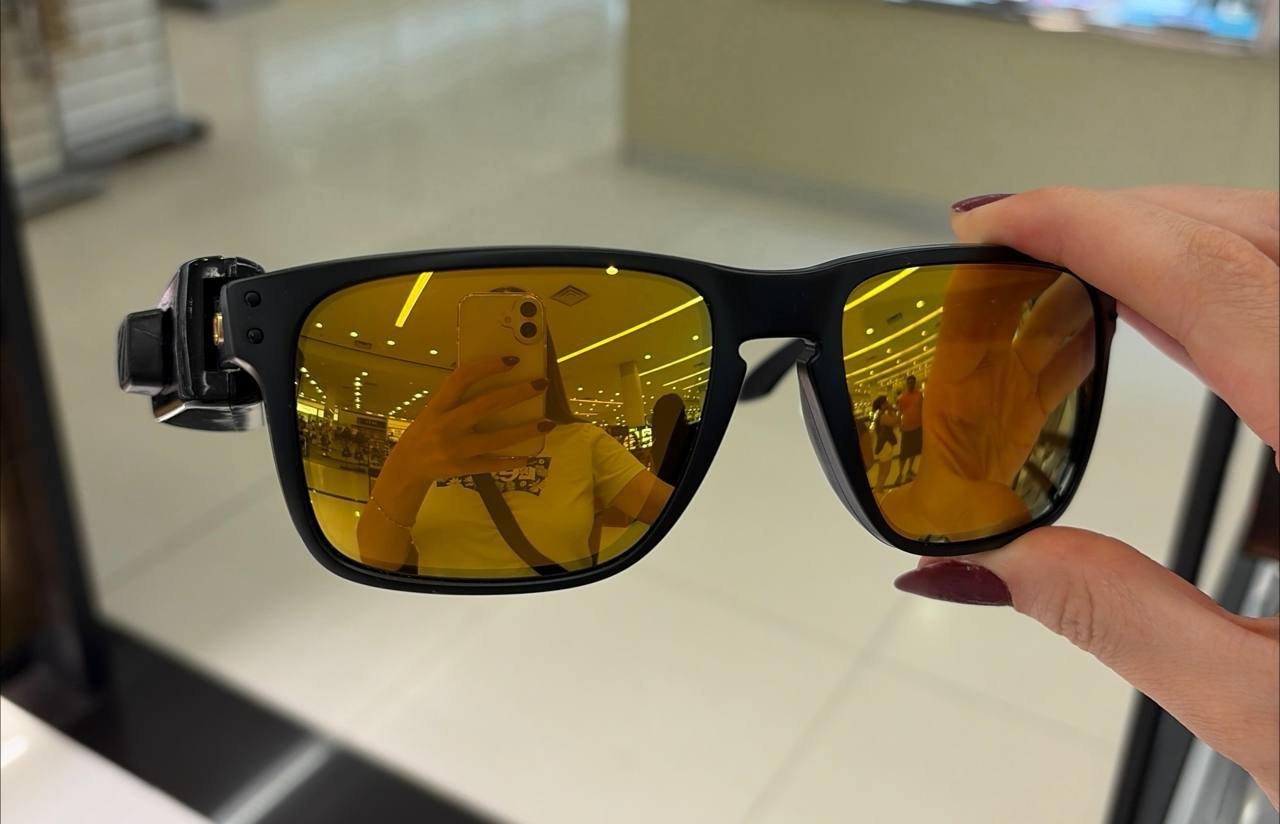 Oakley