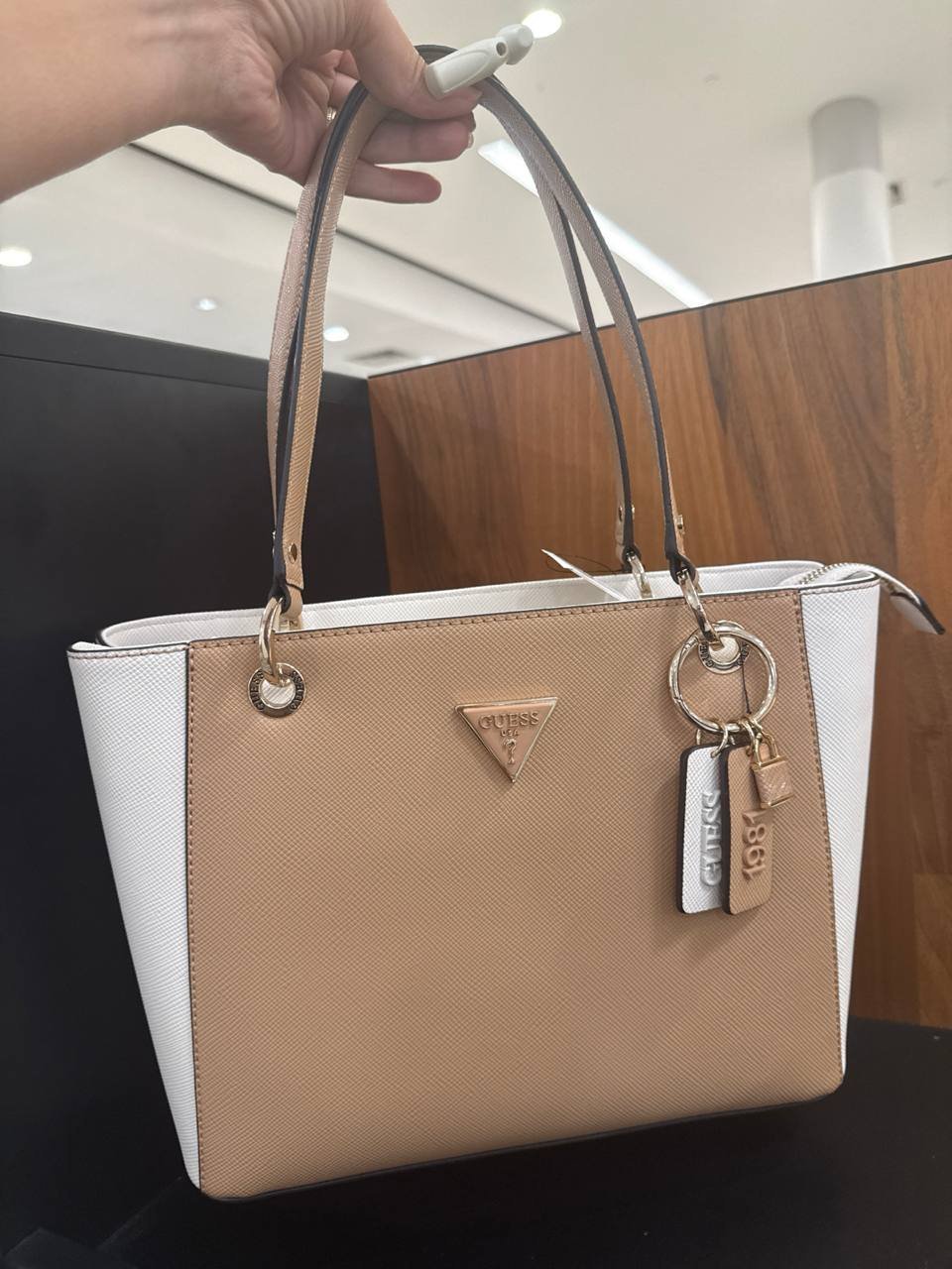 GUESS