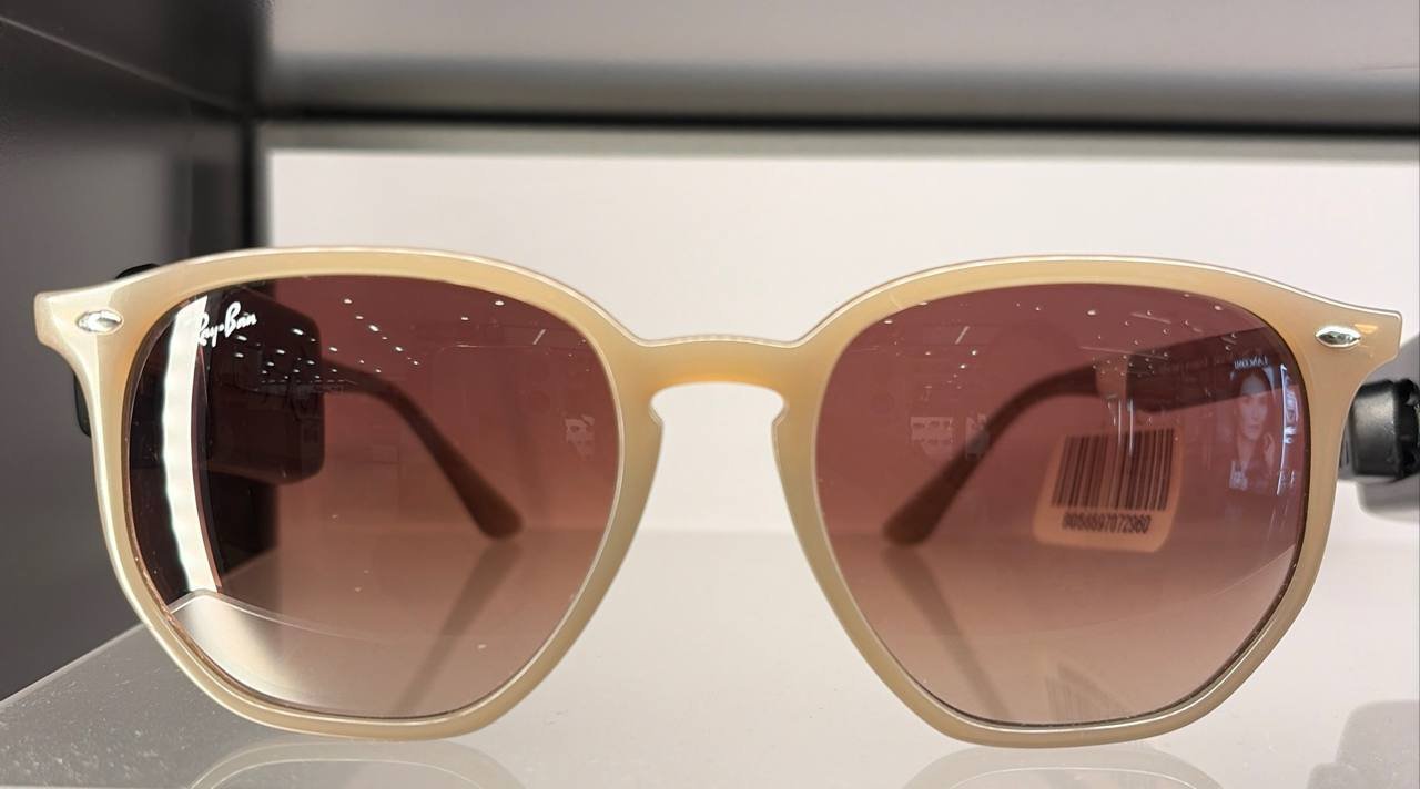 RayBan