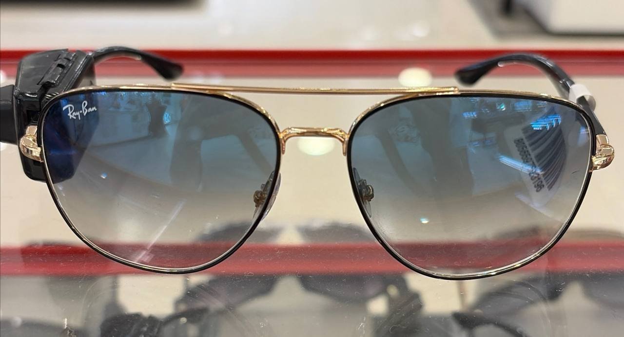 RayBan