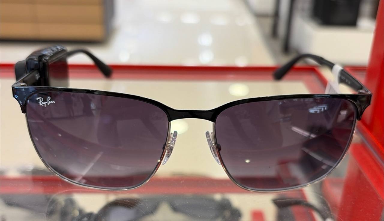 RayBan