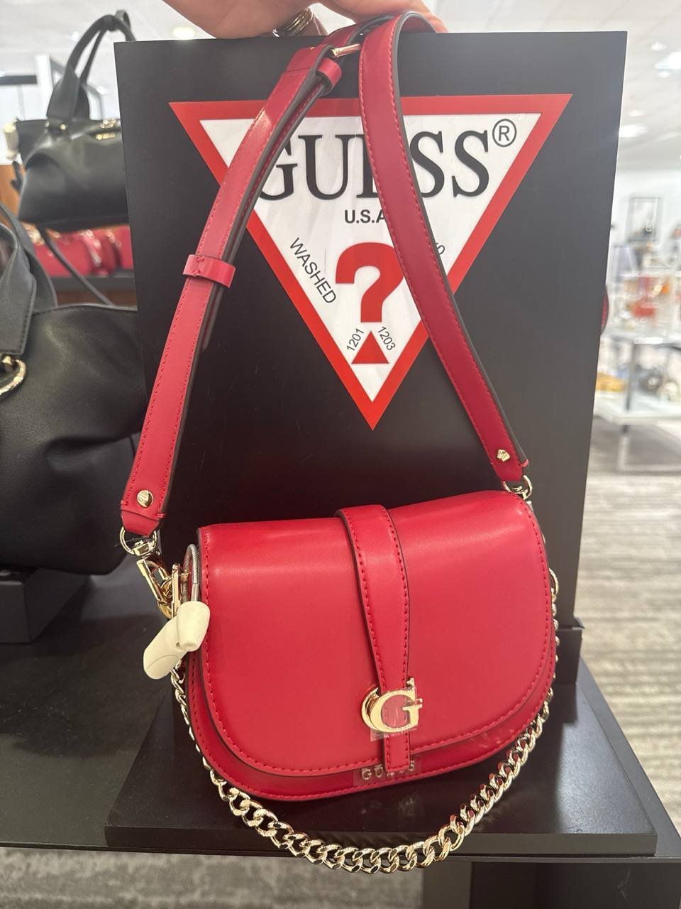 GUESS  crossbody