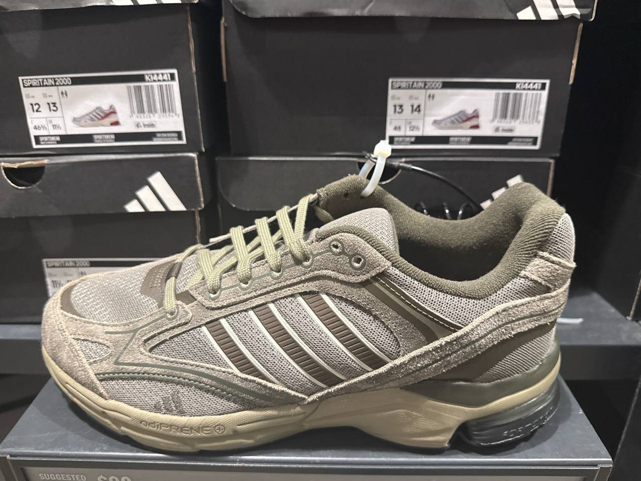 Tenis  número Americano