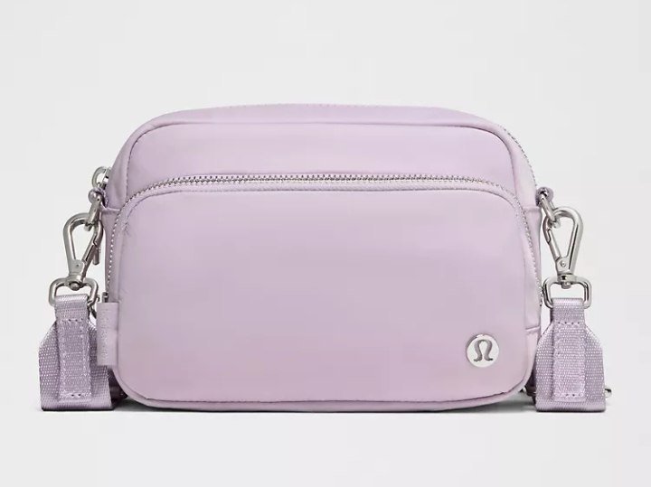 Everywhere Crossbody Bag 2L Metal Hardware