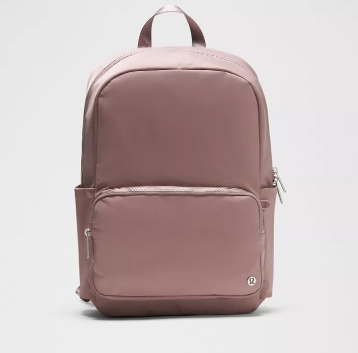 Everywhere Backpack 22L Metal Hardware