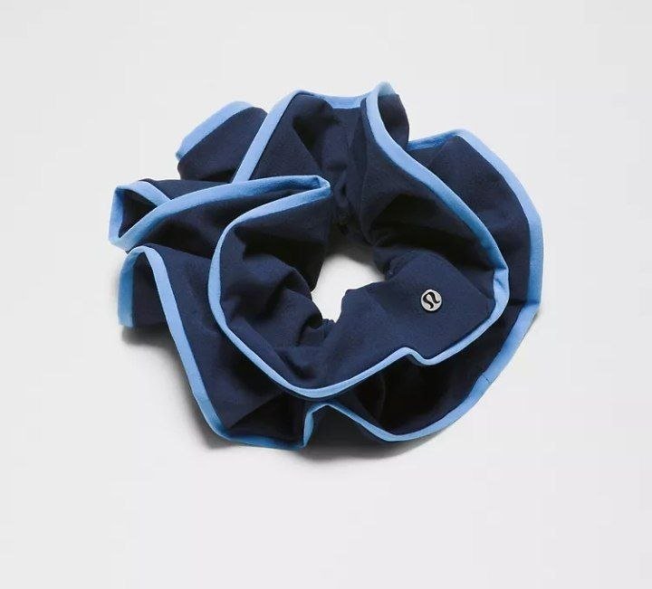 Uplifting Scrunchie Ruffle