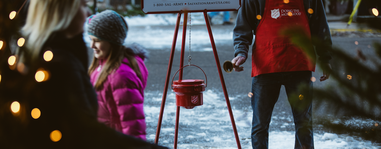 Red Kettle Season Bell Ringing Traverse City Salvation Army