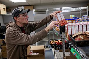 E Lake St Salvation Army food shelf