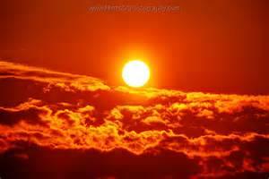 sun rising john donne there many metaphysical characterist Metaphysical poetry: definition, characteristics and john donne as a metaphysical poet john donne was the leader and founder of the metaphysical school of poetry . sun rising john donne there many metaphysical characterist Metaphysical poetry: definition, characteristics and john donne as a metaphysical poet john donne was the leader and founder of the metaphysical school of poetry .