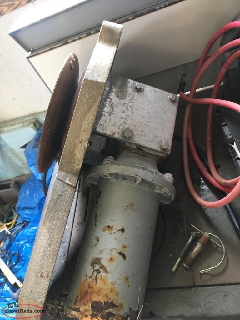 12 Volt electric (lobster pot) hauler Rocky Harbour, Newfoundland