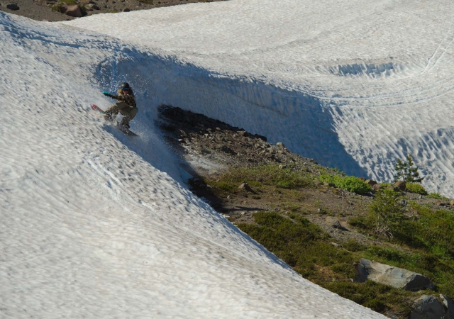alexandrews_mthood_blotto_8880.jpg alexandrews_mthood_blotto_8880.jpg