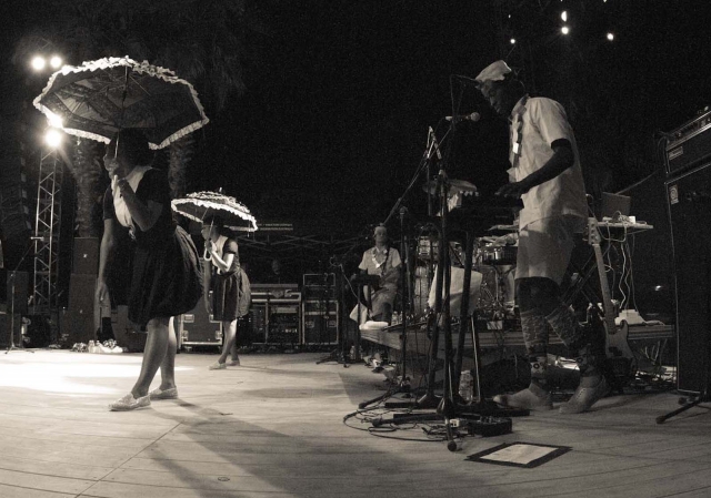 dancerssantigold_santropezjuly2012_blotto_3339.jpg dancerssantigold_santropezjuly2012_blotto_3339.jpg