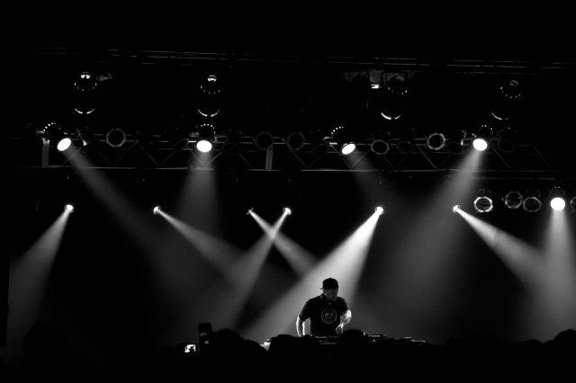 djshadow_highergroundoct2012_blotto_9923_1.jpg