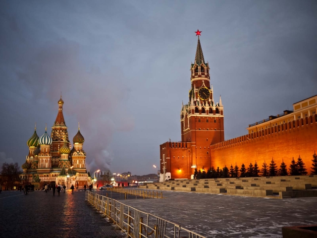 enviro_kremlin_blotto_1090273_1.jpg