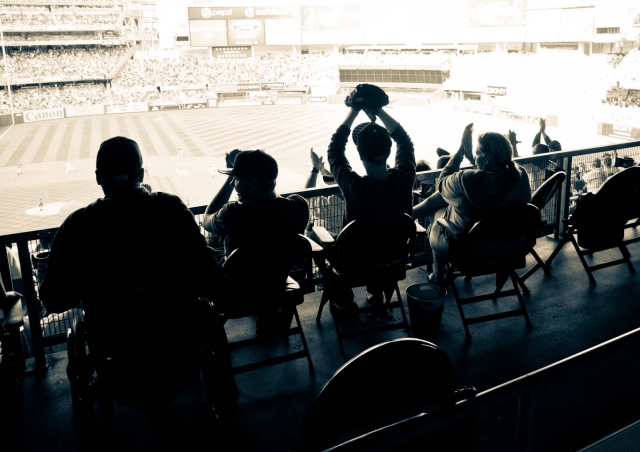 fans_yankeestadium2012_blotto_1010063.jpg fans_yankeestadium2012_blotto_1010063.jpg