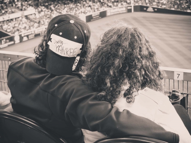 fans_yankeestadium2012_blotto_1010122.jpg fans_yankeestadium2012_blotto_1010122.jpg