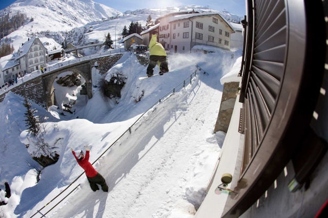 frederik_swiss_blotto_7079_1.jpg