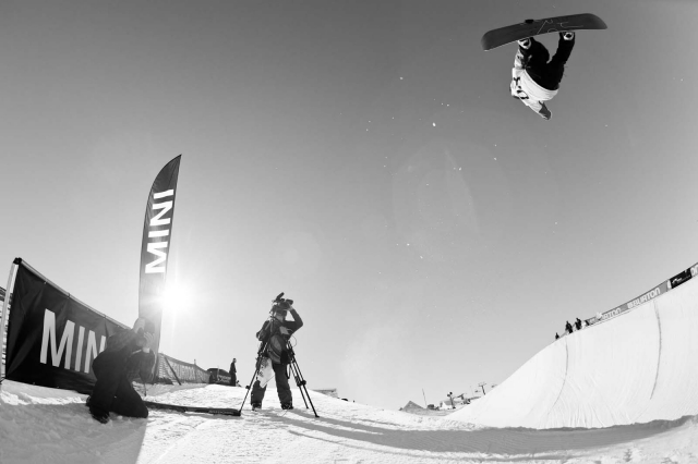 kellyclark_highfives2012_blotto_2003.jpg