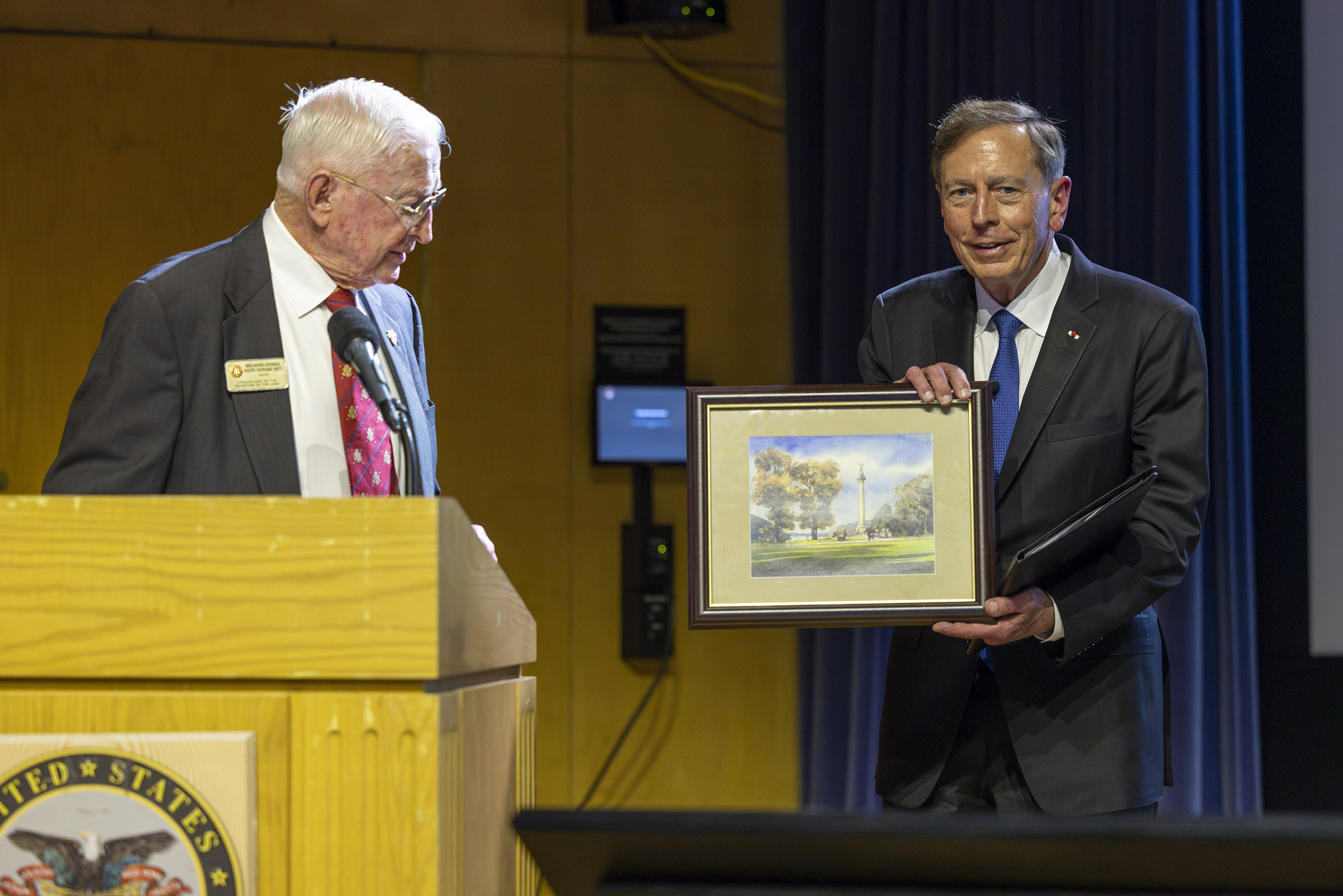 This year’s Class of 1952 Distinguished Lecture occurred April 15 at Robinson Auditorium with retired Gen. David Petraeus providing more than 1,000 cadets from SS202 American Politics and SS307 Introduction to International Relations and faculty members insights from his professional experiences as well as his recent book “Conflict: The Evolution of Warfare from 1945 to Ukraine.”   (Photo by Christopher Hennen/USMA PAO)
