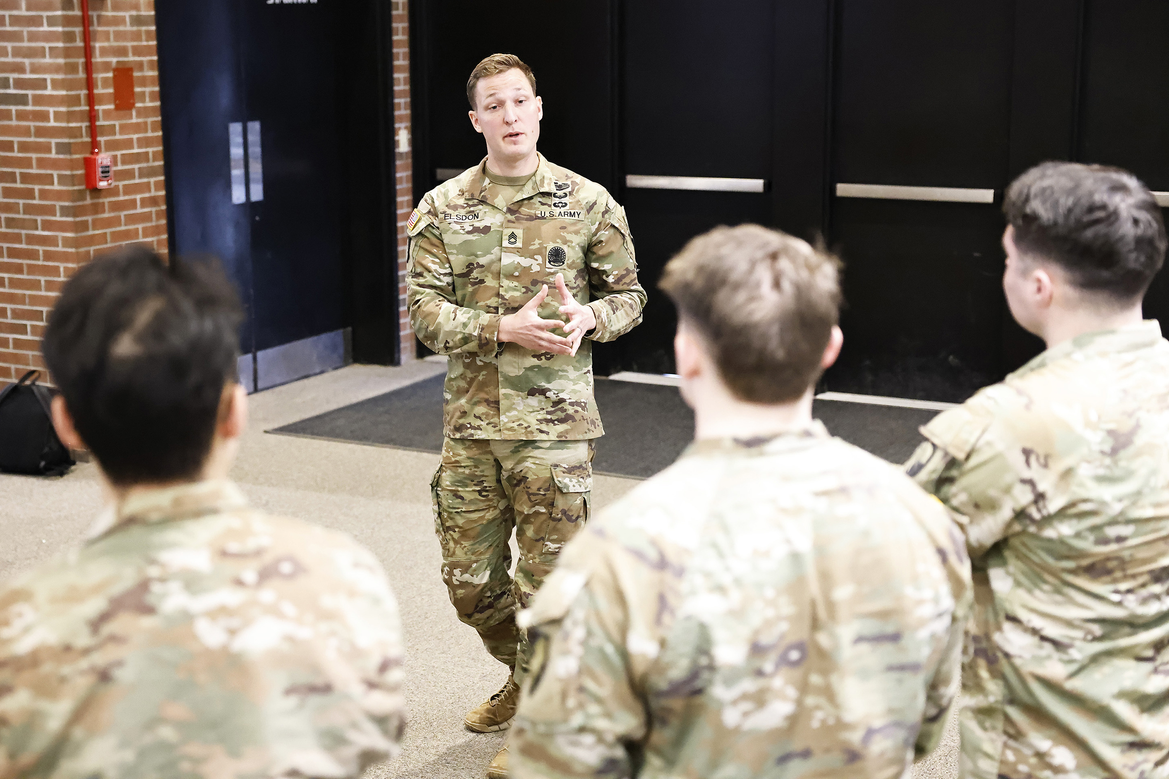 The first-class cadets, with staff and faculty, participated in the Mission Command Conference (MCC) from March 19-20 at Eisenhower Hall, where they were presented real-world challenges by the officers and noncommissioned officers who had boots on the ground in dire situations to help reinforce the importance of character and leading through mission command.  This year’s conference theme was “Establishing Trust: A Legacy at Home and Abroad,” and it allowed cadets to listen and discuss with the panel members