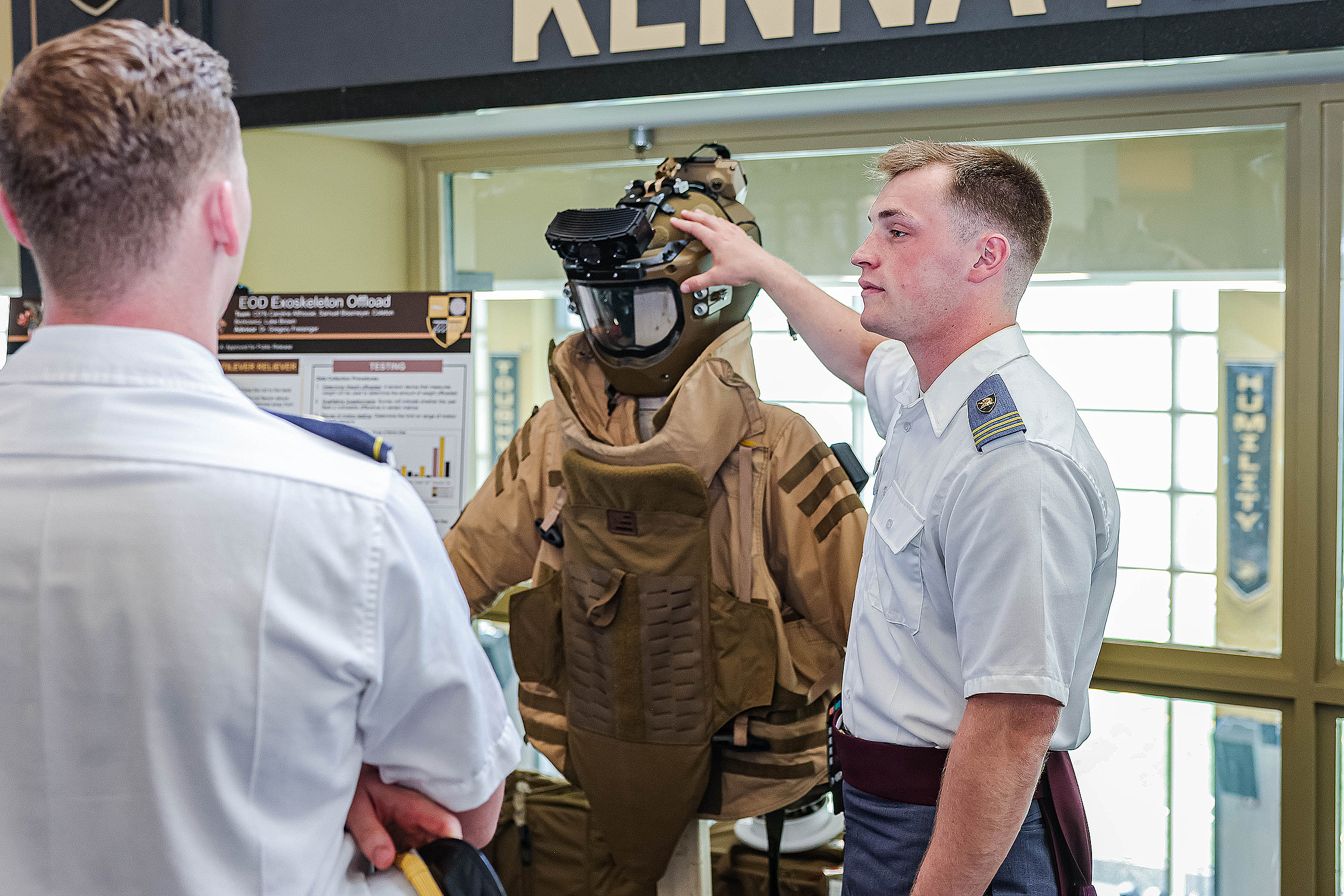 The U.S. Military Academy hosted the 25th annual Projects Day Research Symposium on May 2 at various locations at West Point. Projects Day showcases more than 400 research projects across all academic disciplines. This culminating event is a testament to cadets’ significant intellectual development as they communicate the depth of their discipline to hundreds of advisors and external visitors.  (Photo by Jorge Garcia/USMA PAO)