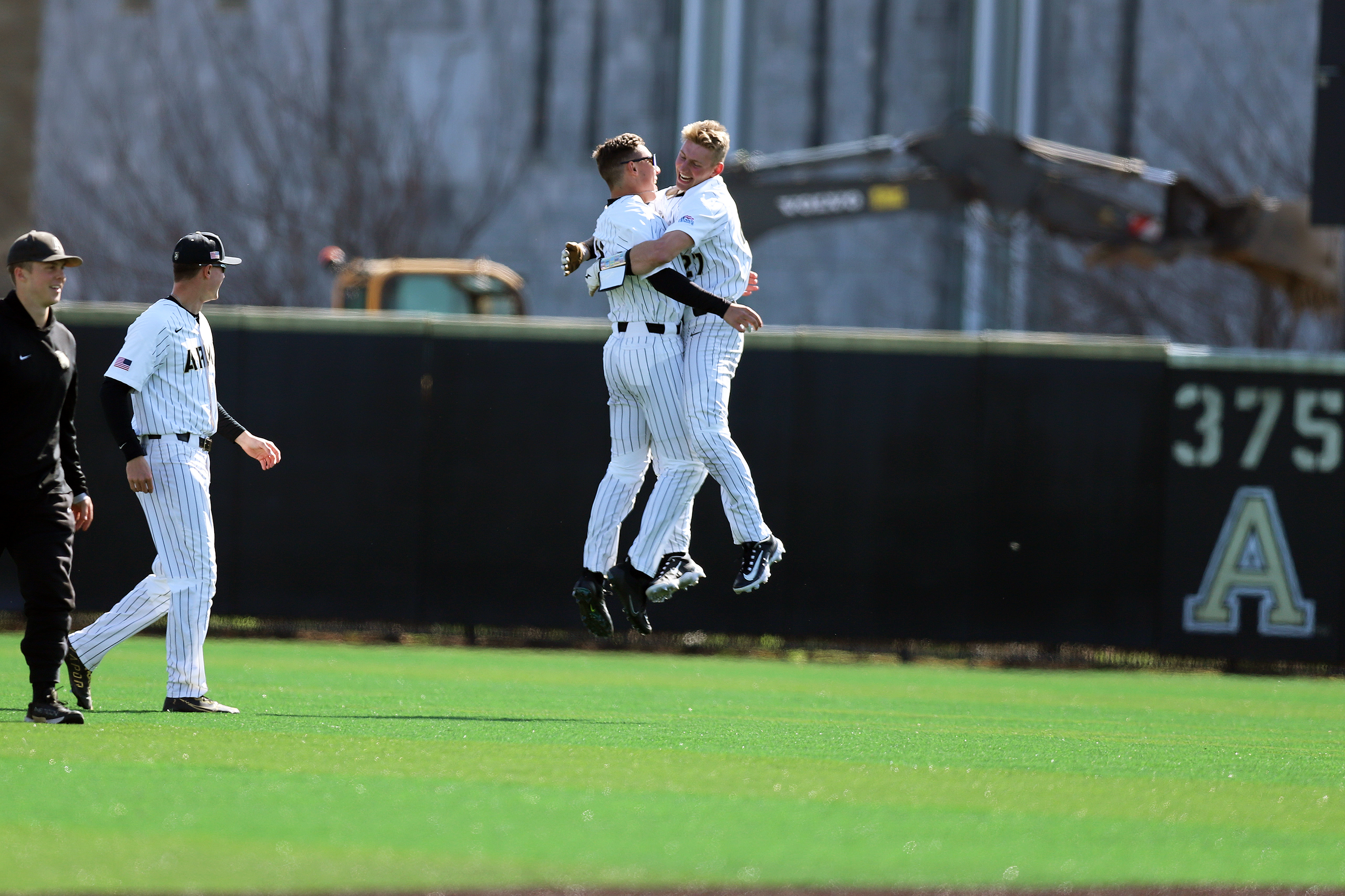 The Army West Point baseball team (15-12, 6-2 PL) defeated the Navy Midshipmen (14-15, 7-5, PL) 2-1 in Game 1 of April 3's doubleheader. Army's Addison Ainsworth secured the win for the Black Knights with a walk-off double in the bottom of the 10th inning. In Game 2, the Black Knights defeated the Midshipmen 5-0. Sam Ruta went 2-for-3, while scoring a run, three RBIs, a three-run home run and a double.   (Photo by Mady Salvani/Army Athletic Communications)