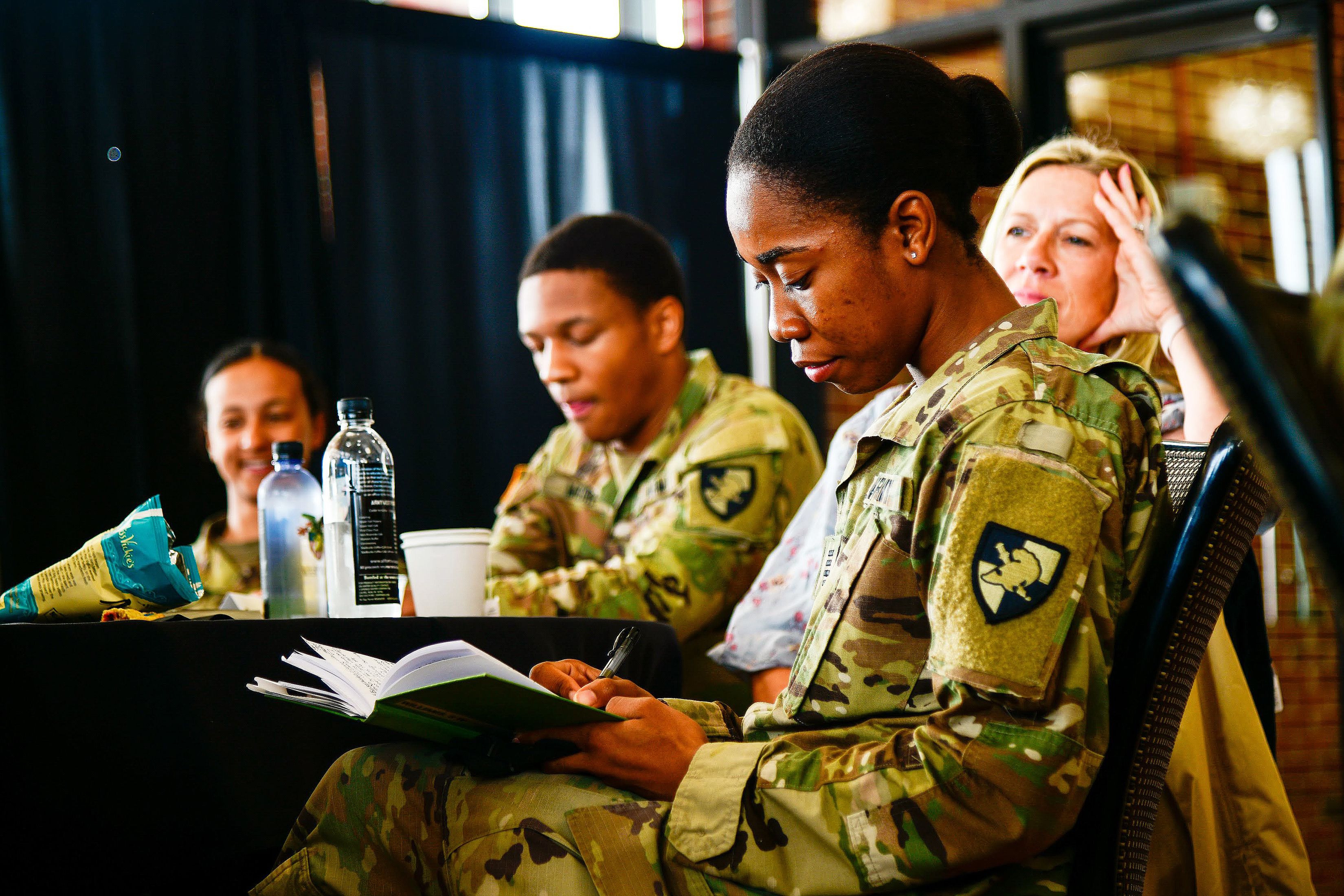 Twenty years ago, on April 14, 2003, the U.S. military launched a lightning-fast assault on Baghdad, known as the “Thunder Run.” This pivotal battle was a significant moment in the Iraq War. To commemorate the anniversary and provide a capstone event for the cadets taking MX400, Officership, the U.S. Military Academy hosted a Mission Command Conference on April 5-6 at West Point. Staff, faculty, cadets and Soldiers gathered from the academy and across the country for the two-day conference at USMA to hear