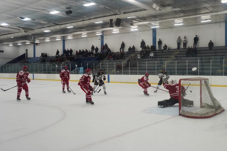 West Point’s club hockey team will enter the American Collegiate Hockey Association playoffs with a 20-1 record and on a 15-game winning streak after the cadets rolled past Marist, 4-1, in the Super East Collegiate Hockey League semifinals Feb. 11 before downing Sacred Heart, 5-1, in the championship Feb. 12 at McCann Ice Arena in Poughkeepsie, New York.
