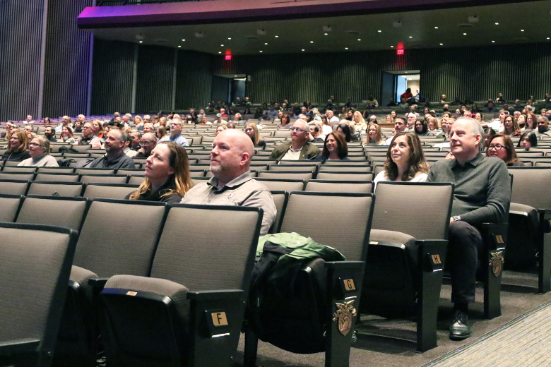 More than 1,200 cadets from the Class of 2026 had a chance to unwind from their daunting schedule and spend time with classmates, family and friends in a relaxed environment during Plebe-Parent Weekend March 3-4 at the U.S. Military Academy. About 2,000 parents, siblings and significant others traveled to the rockbound highland home of their plebes to get a sneak peek glimpse into their daily lives and enjoy a weekend of gatherings to celebrate their first big milestone within the 2022-23 academic year. 