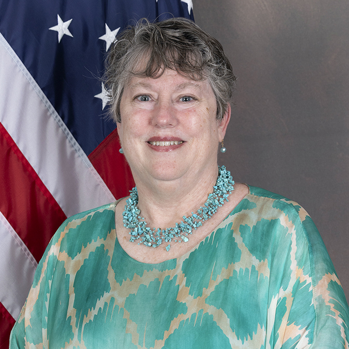 Evelyn (Lynnan) Mocek