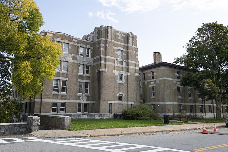 Exterior view of Lincoln Hall
