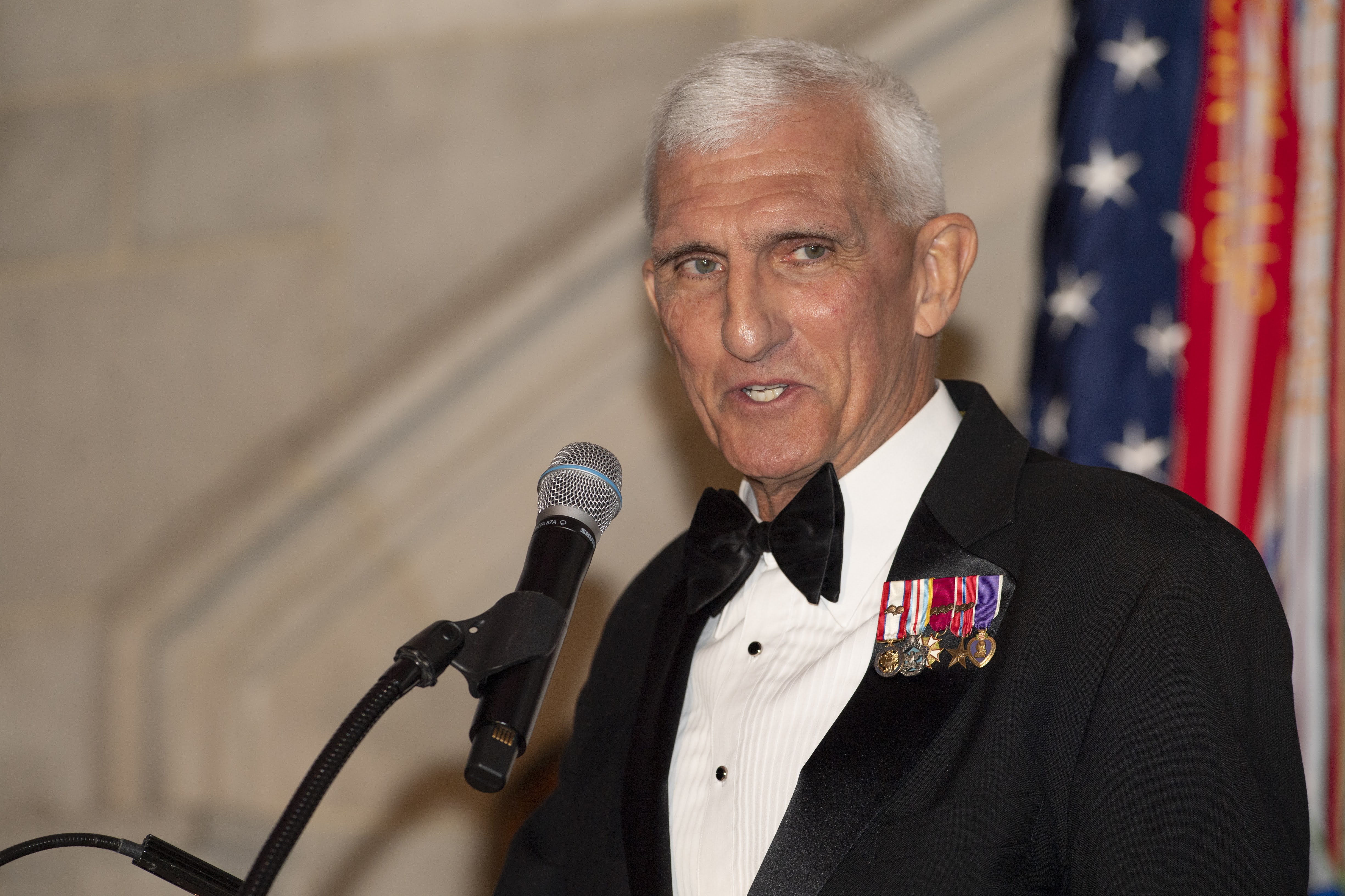 The Cadets of the Class of 2025 celebrate the 500th Night Banquet with Lieutenant General Mark P. Hertling, USA, Retired (USMA Class of 1975) in Washington Hall, Cadet Mess Hall at West Point, New York on January 20, 2024.  (U.S. Army Photo by John Pellino/USMA)