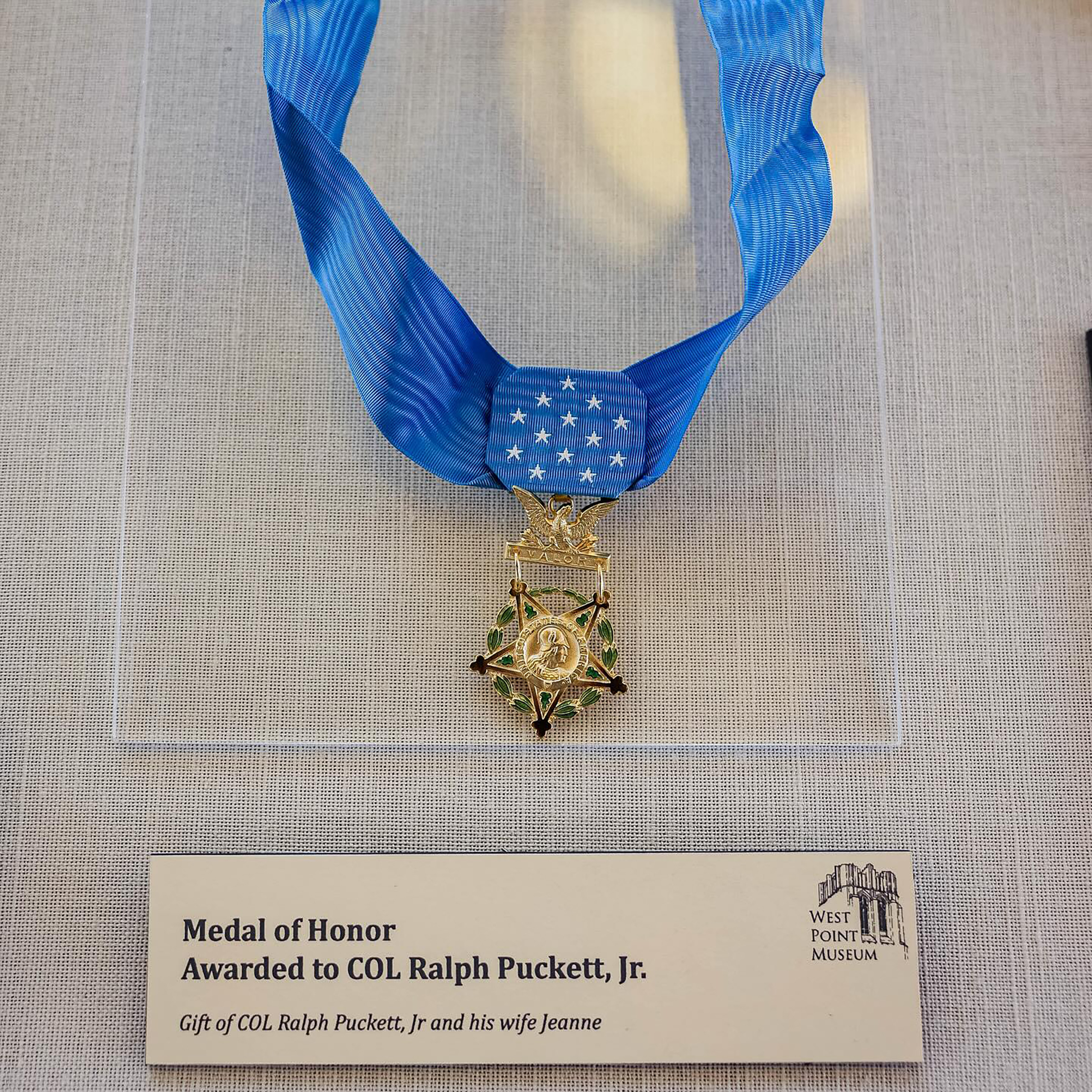 U.S. Military Academy alumni ceremonies took place May 21, which included a Medal of Honor Dedication ceremony, alumni wreath laying ceremony, the Corps of Cadets Alumni Review and the presentation of the West Point Association of Graduates' Distinguished Graduate Awards.   (Photo by Jorge Garcia/USMA PAO)