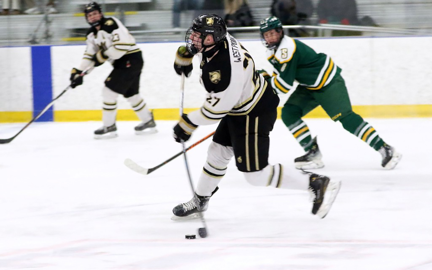 Army West Point Men’s Club Hockey completed its journey to return to St. Louis and reached the American Collegiate Hockey Association (ACHA) National Championship playoffs for a third consecutive season with two victories on Feb. 21-22 at the International Skating Center in Simsbury, Conn.  (Photo provided by Army West Point Club Hockey)